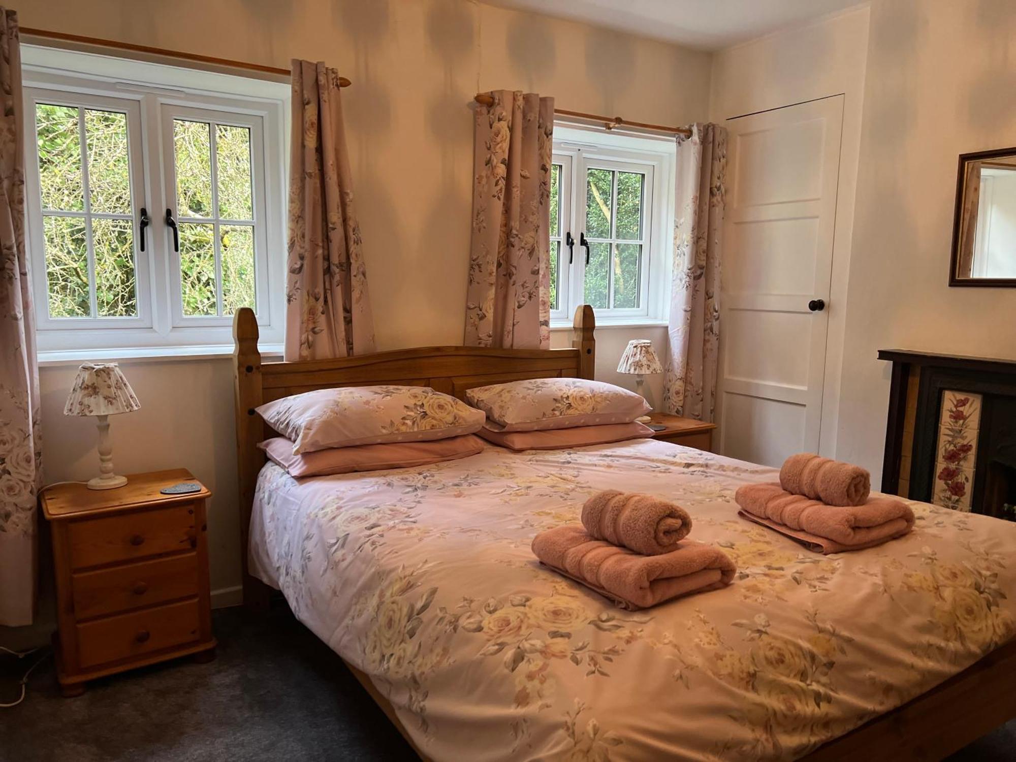 Forestry Cottage. Hot Tub, Open Fire, Dog Friendly Gaywood Exterior foto